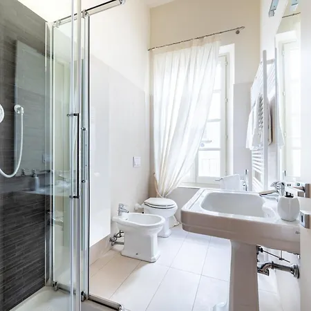 Chic Elegance At Borgo Tommasini Appartement Parma