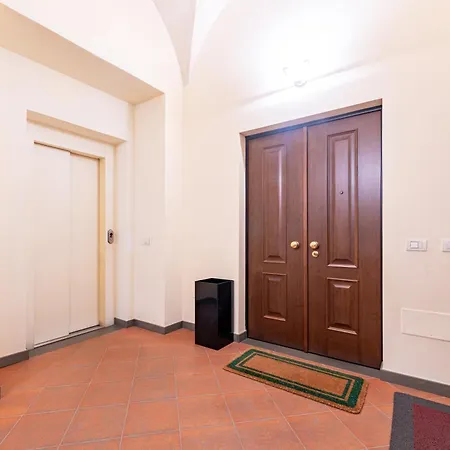 Chic Elegance At Borgo Tommasini *