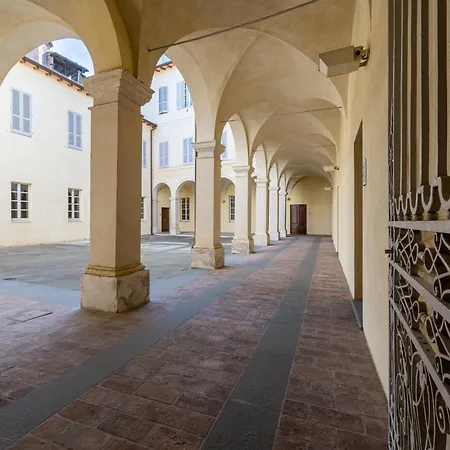 Appartement Chic Elegance At Borgo Tommasini Parma